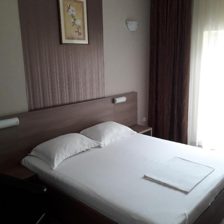 Hotel Holiday Eforie Nord Zewnętrze zdjęcie