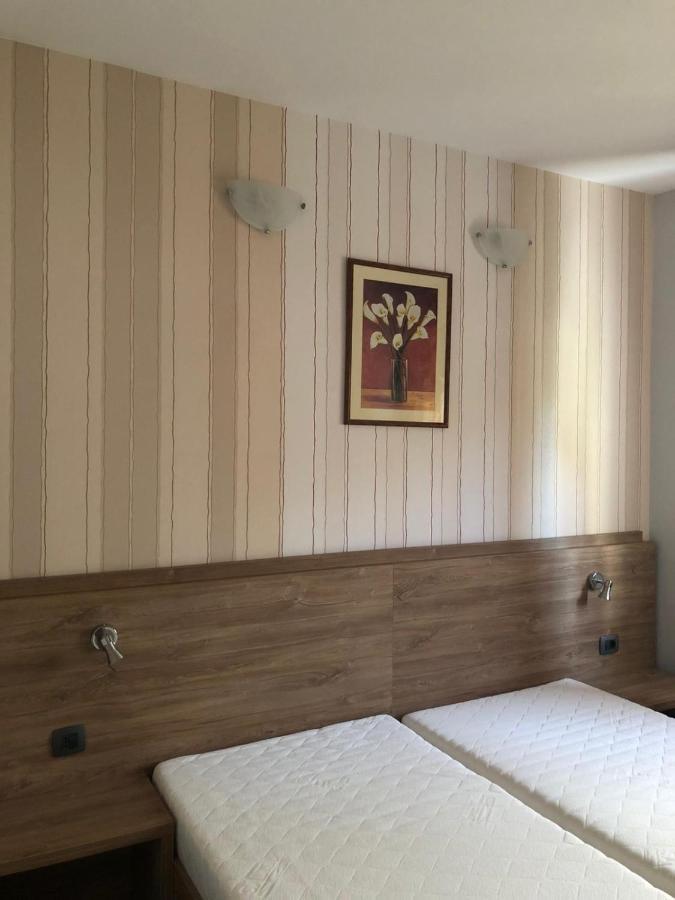 Hotel Holiday Eforie Nord Zewnętrze zdjęcie